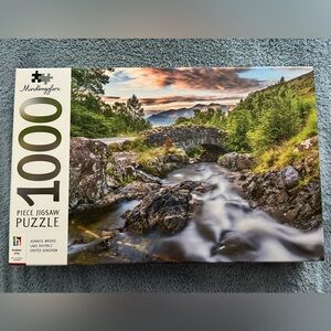 Mindbogglers 1000-piece puzzle (new)